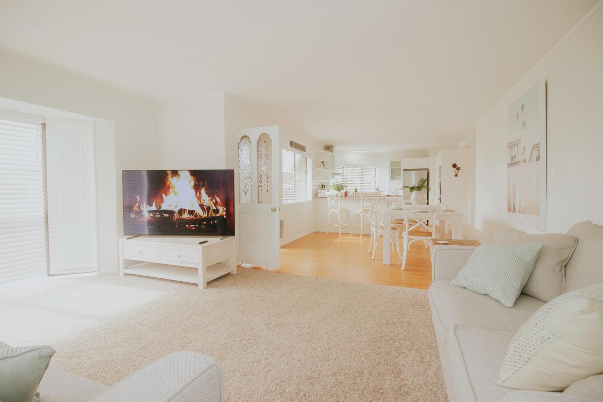 Salty Breeze Beach House Orewa Exterior foto